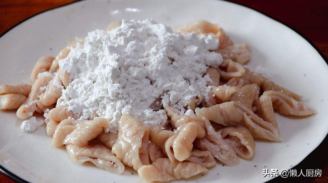 入秋后，这食材我就爱这样吃，特别酥脆，很多人不爱吃它