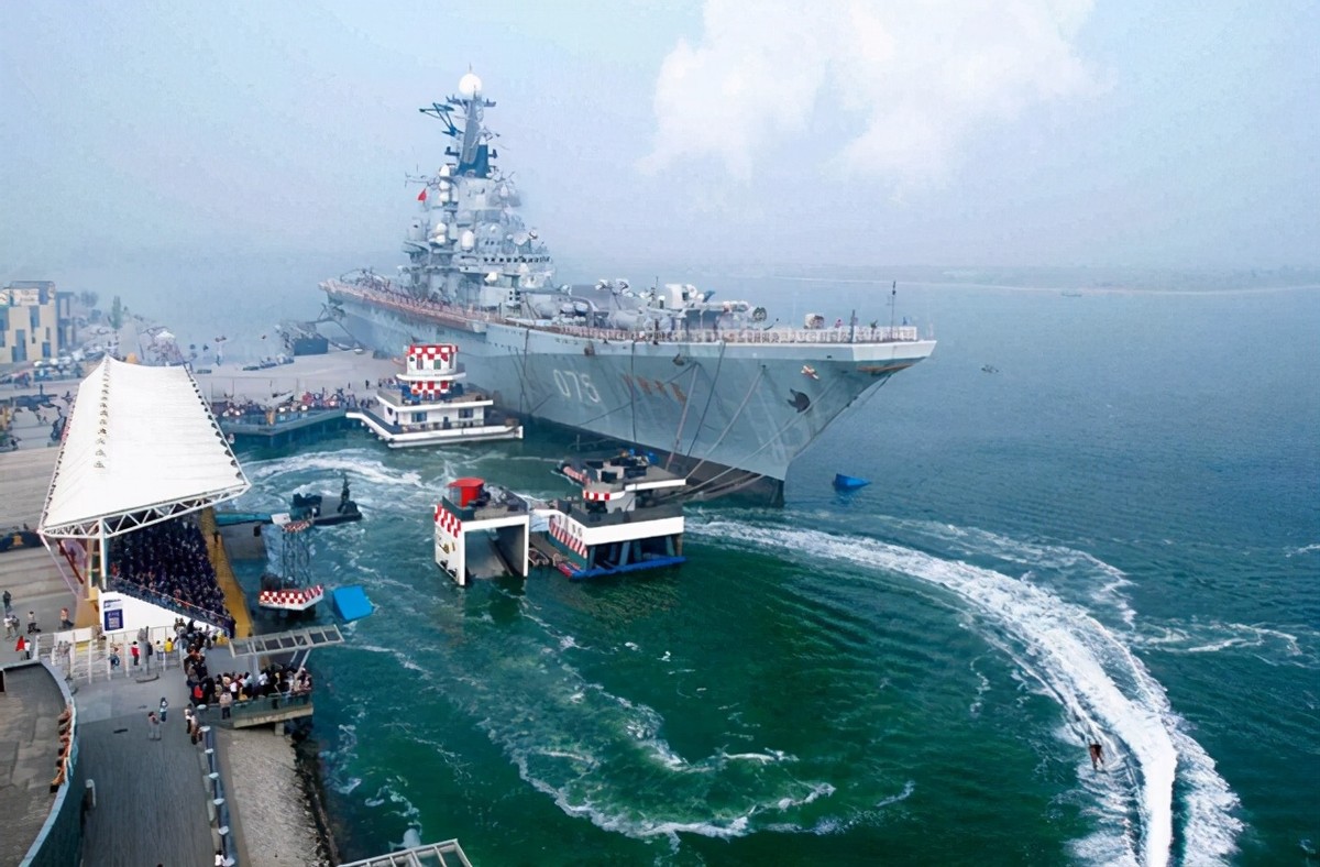 ���ܹ�������ţ���û�����������й���ĸ��չ֮·������η���