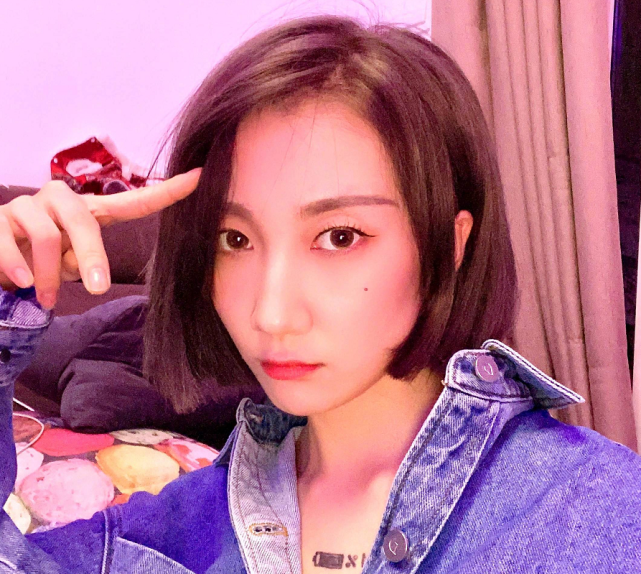 青你2落选后乃万建工作室，金子涵参加综艺，她