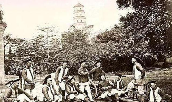 清朝已灭亡100余年，为什么清皇陵还有守墓人，