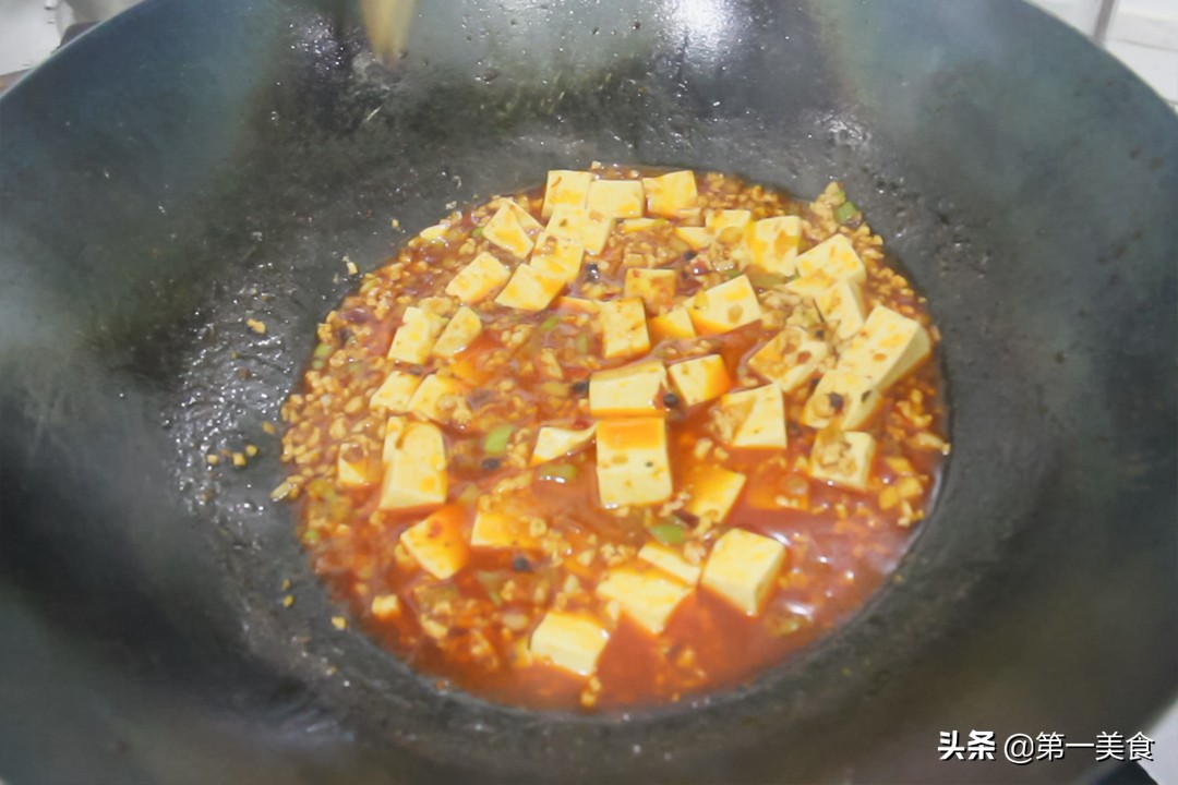 图片[6]-教你做正宗的麻辣豆腐 学会这个技巧 豆腐鲜嫩又下饭-起舞食谱网