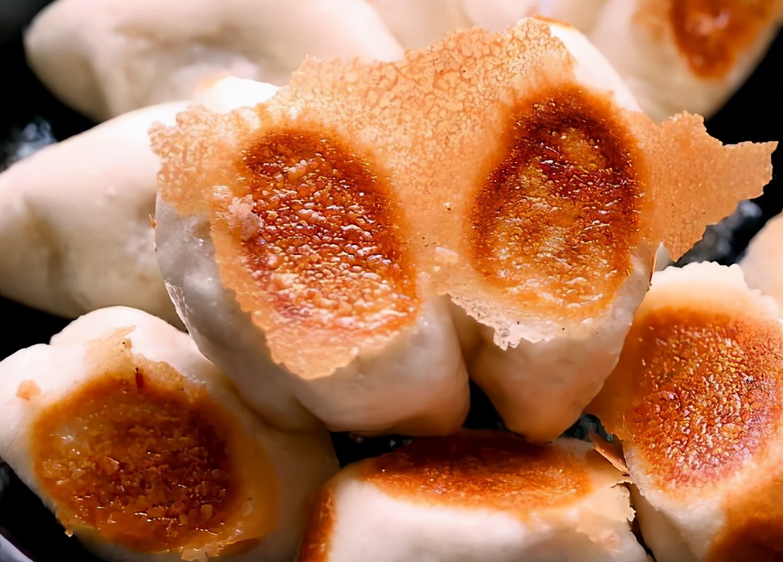 水煎包怎麼做才好吃？ 分享詳細製作過程，鬆軟鮮香，底部焦黃不糊