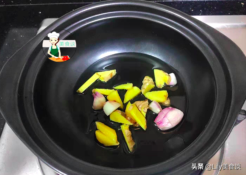 冬天，這魚多給孩子吃，不加一滴水，燜一燜8分鐘就好，太鮮美了