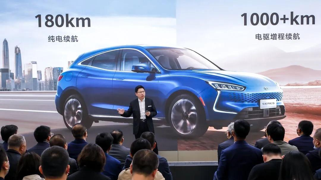 华为再次公开表态，事关智能汽车业务，任正非果然有远见