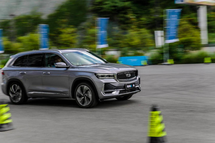 星越L上市仅10天热销6000+，吉利汽车强势驶入“无人区”丨车壹条