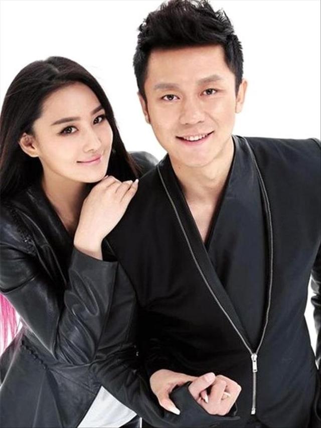 与李晨分手后狂骂范冰冰，摇身一变成为军嫂，