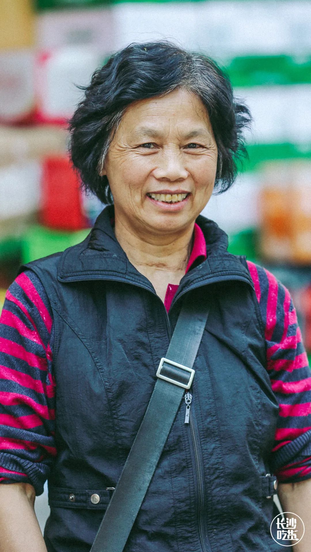 长沙最美劳动者纪实：摆摊商贩高温下的坚守