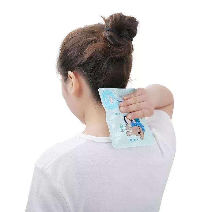 沒(méi)有空調(diào)風(fēng)扇？4種好方法讓人保持涼爽