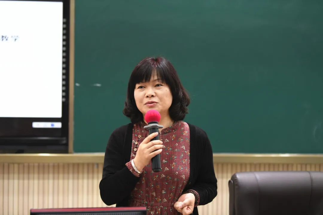 龙泉驿区航天小学校开展统编版习作单元整体教学研讨活动