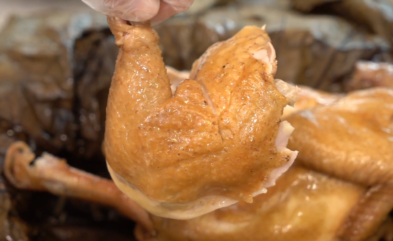 我家雞就愛這樣做，香味濃郁，肉質鮮嫩，老少皆宜，上桌都搶著吃