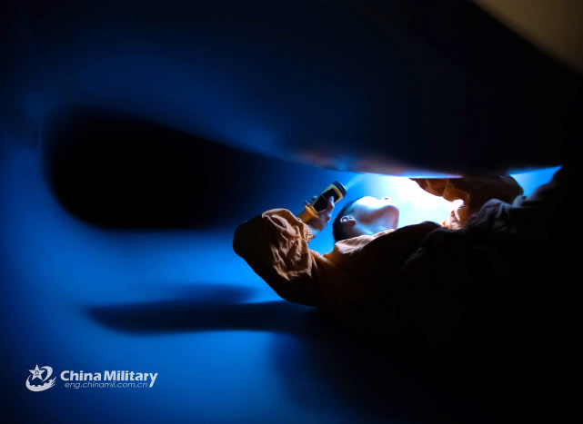 我国产隐身进气道内部首度曝光！工艺堪称极致