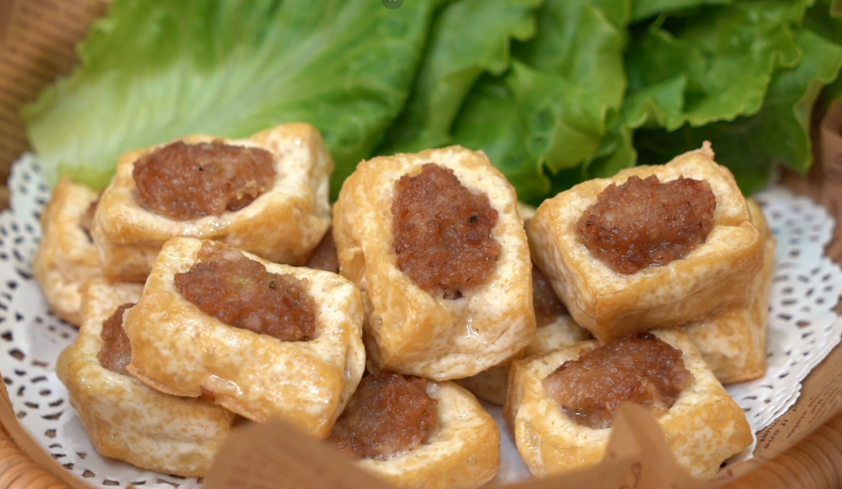 豆腐加一塊五花肉，教你沒吃過的做法，葷素搭配，香到流口水