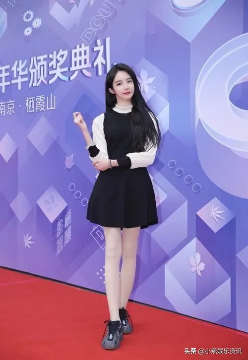 艾比不穿女装大变样 看到他穿回男装那刻 全网女