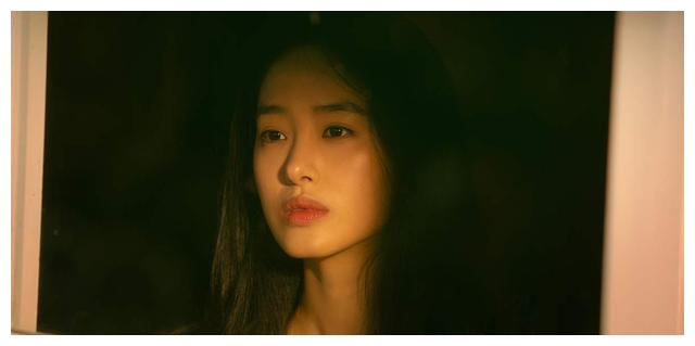 杨采钰和男友私下被拍零交流？自己是白富美，