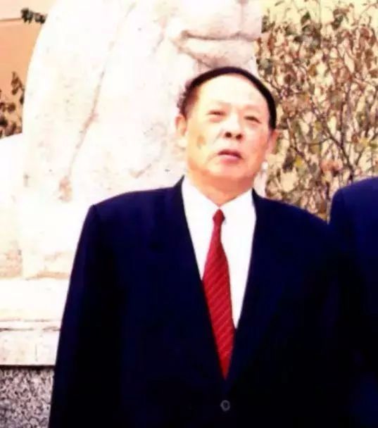 ë����ֶë���ɣ�Ϊ��ȥ�����⻷���գ����Լ��ɵ�����ҵ001