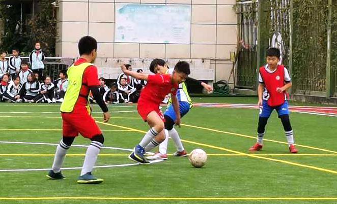 莲湖区小学足球代表队荣获市青少年校园足球联赛亚军