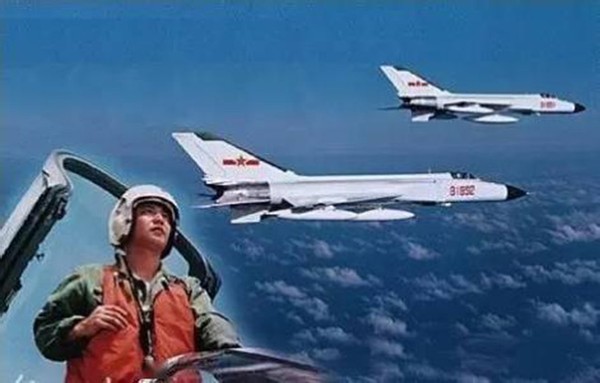 南海撞机后美国态度嚣张，中国：想要人员和飞机，必须拿出诚意