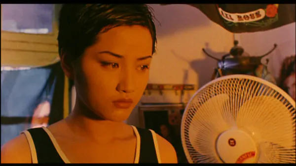 又老又丑认不出？顶“谋女郎”光环的超模瞿颖