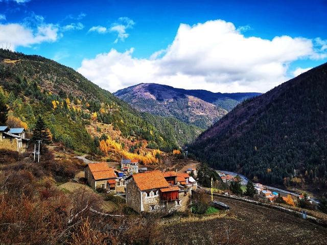 适合9-10月出行的5条线路，有自驾线路也有高铁线路，您去过几条