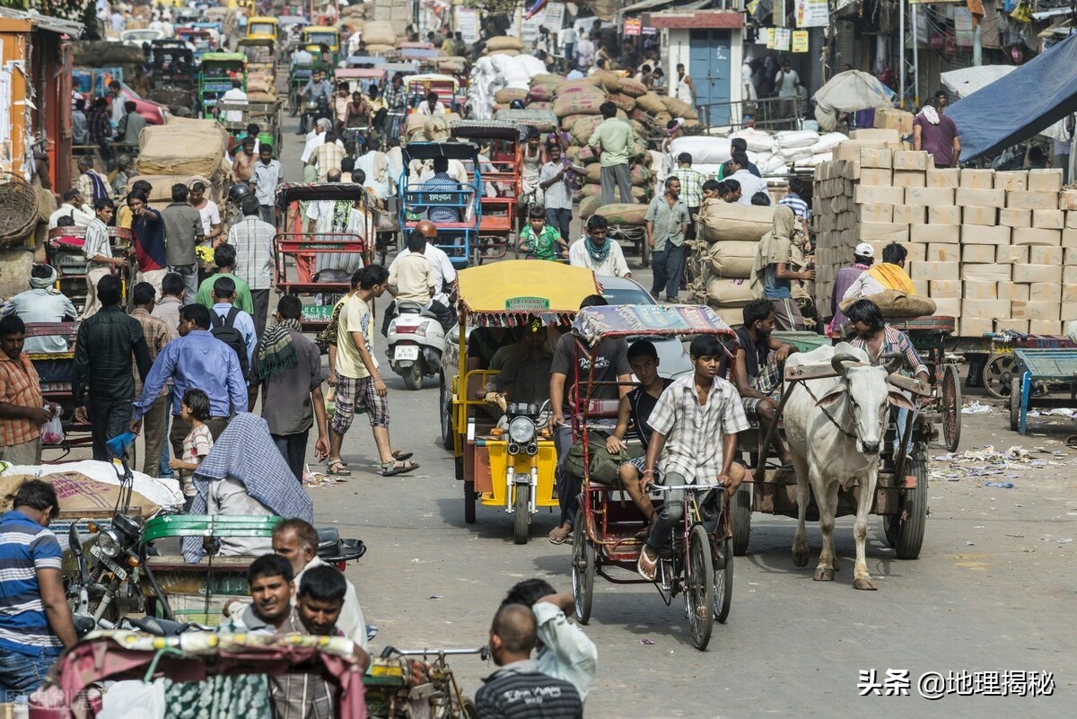 印度人給你的第一印象是什麽呢，自以為家裏有礦，結果自食其果