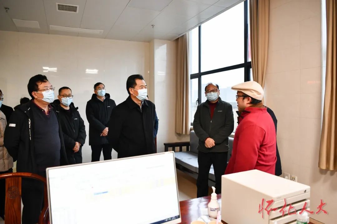 石希欣在新晃调研时指出强化品牌品质建设推动经济社会发展再上新台阶