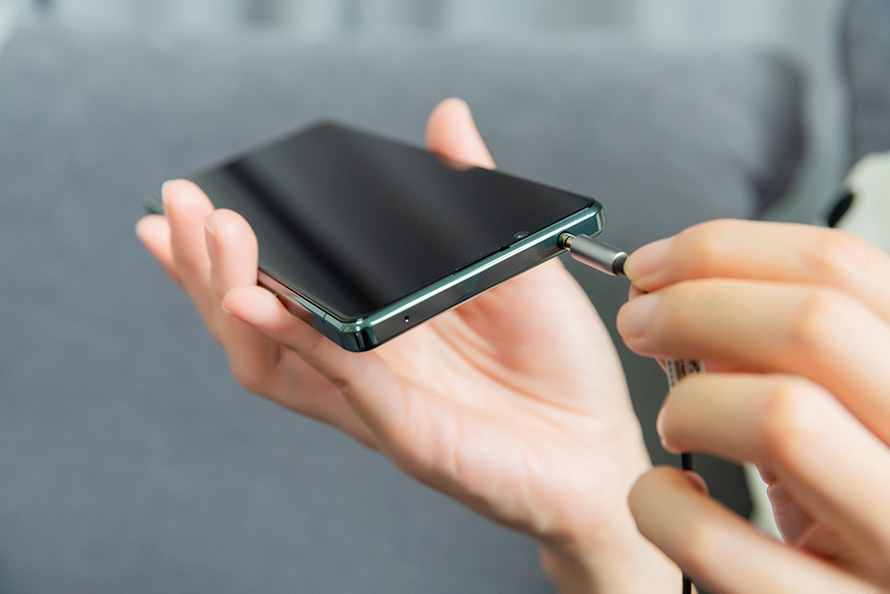 索尼Xperia 1 II评测：同质化时代下的清流手机