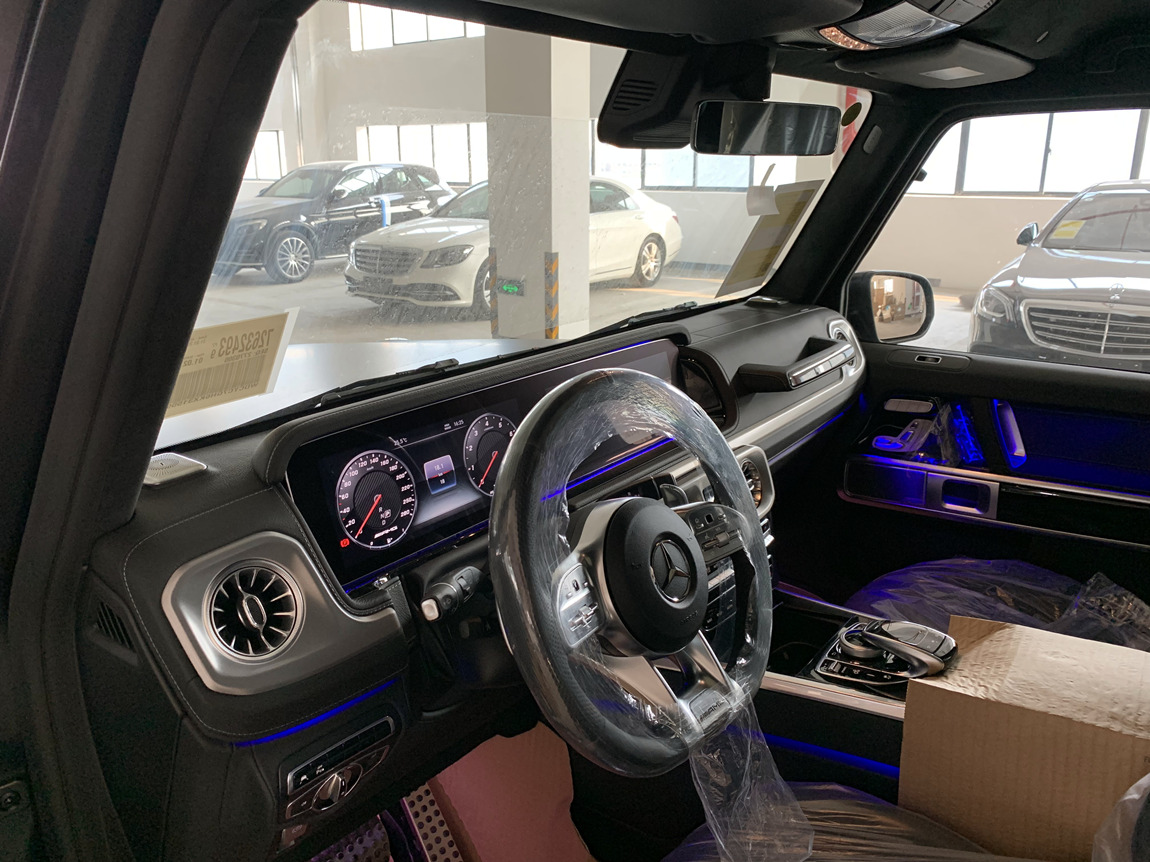 奔驰 G63 AMG 黑外黑内