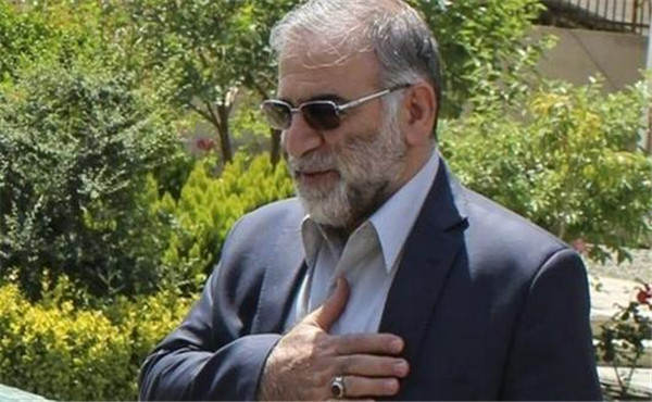�������ڳ����ˣ�Ħ���¸߹�����"ն��"��������"��ı"�ó�