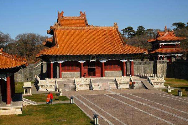 清朝已灭亡100余年，为什么清皇陵还有守墓人，