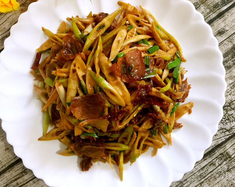 圖片[9]-竹筍炒臘肉做法步驟圖 真好吃-起舞食譜網