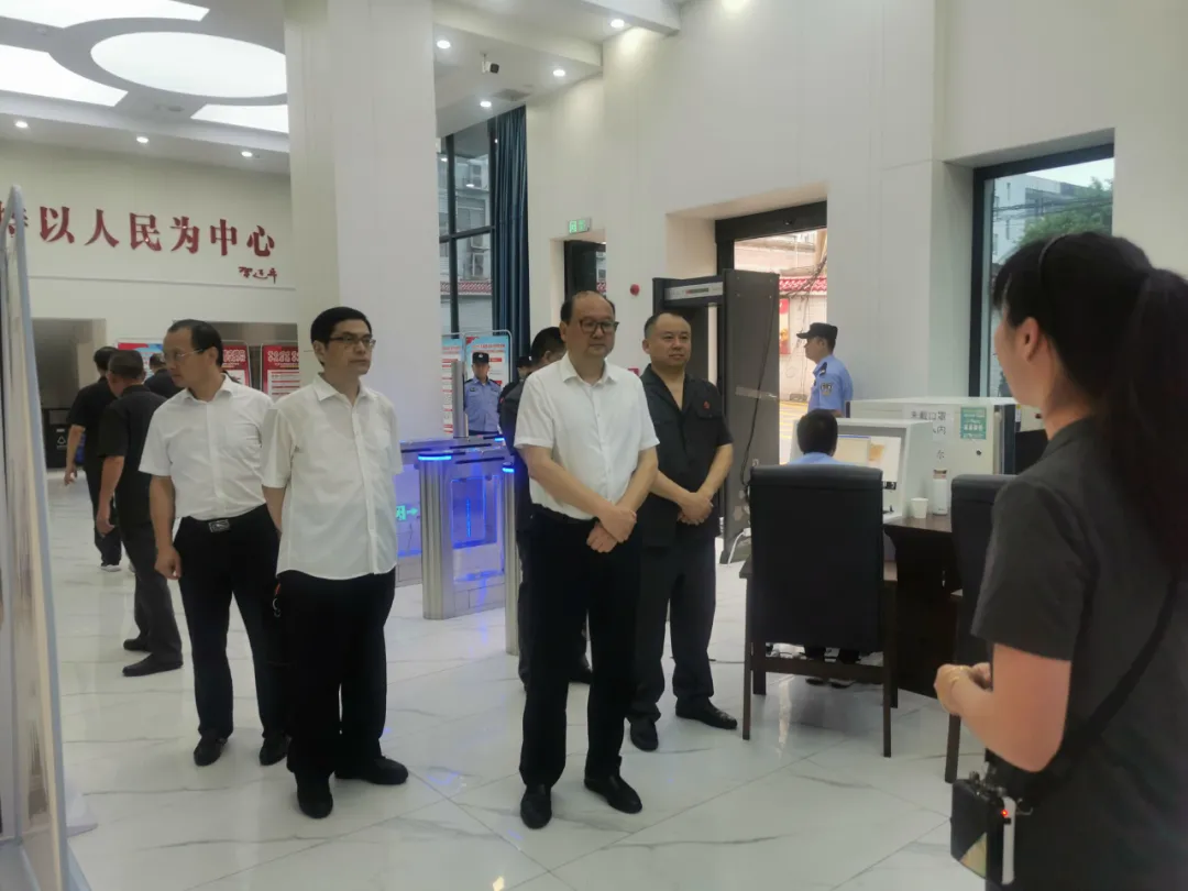为经济发展社会稳定提供有力保障 梁永泉调研市中级人民法院诉源治理工作