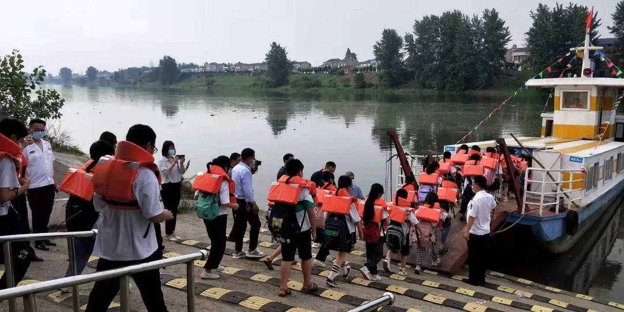监利市：进校传授“水上安全”经