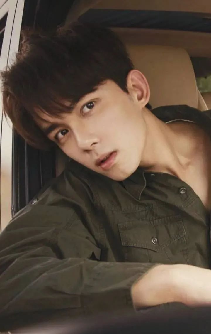 Wu Lei does not perform a little brother, small wolfhound of every year general attack just is you is correct open way