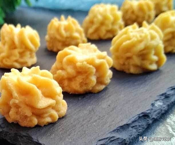 A lot of person likes net Gong Quji, I fear that beautiful flower is bad to squeeze all the time, so simple before