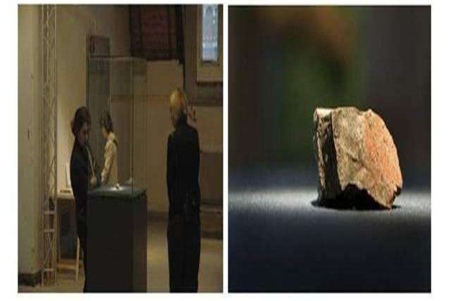 美国赠予荷兰的月岩被证实是假货，荷兰网友：