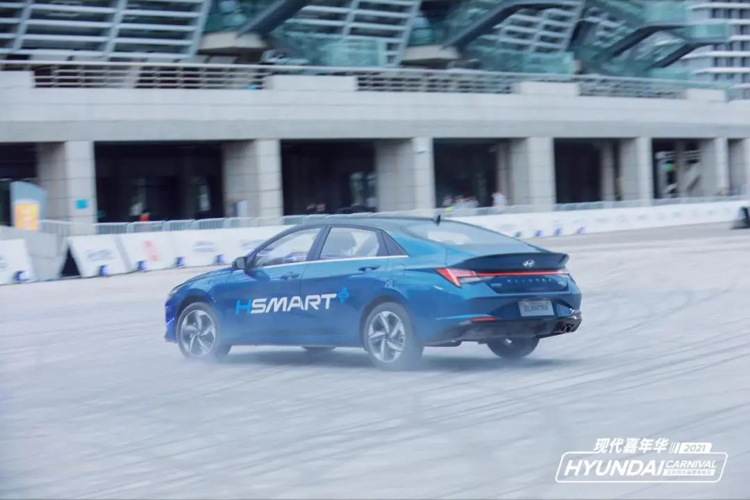 现代嘉年华2.0：让“技术现代”形象完美落地