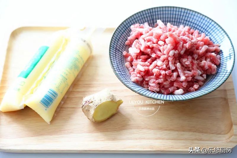 滑嫩多汁，不用炒、不用闻油烟，蒸一蒸就可以的夏日简单菜