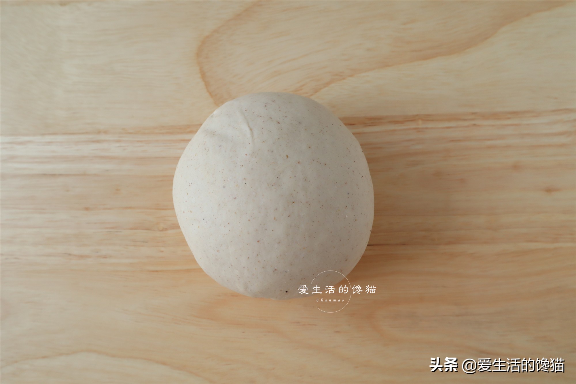 寒假來了，早餐不用愁，做一盤這餅，香脆可口，孩子愛吃我樂意做