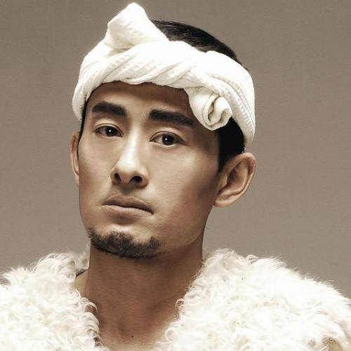 从年入千万到"吃软饭"，被揭穿身份后&