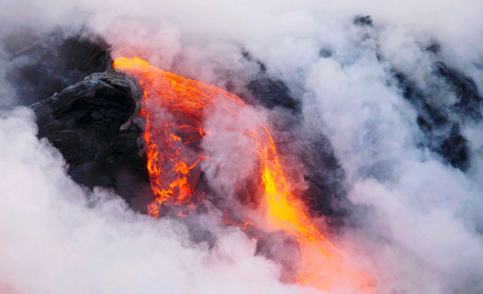 雪上加霜，美國火山爆發，加劇氣候變化異常，寒潮來襲或許更冷？