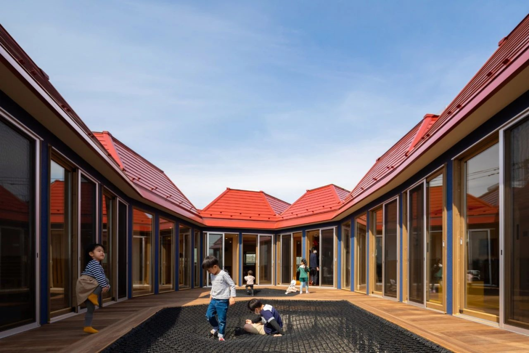 幼儿园设计要领：关注成长，让幼儿园“野”起来