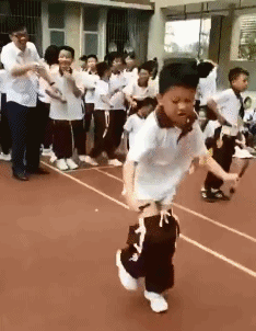 搞笑gif神评：听说男生都好羡慕这样的职业