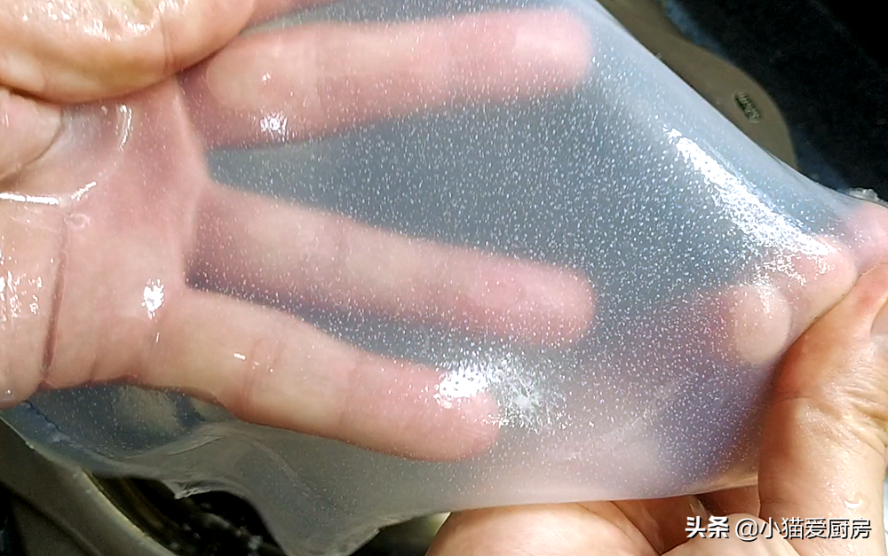 圖片[1]-淀粉和面粉制作的適合夏天吃的小吃“涼粉和涼皮” 簡單實用-起舞食譜網