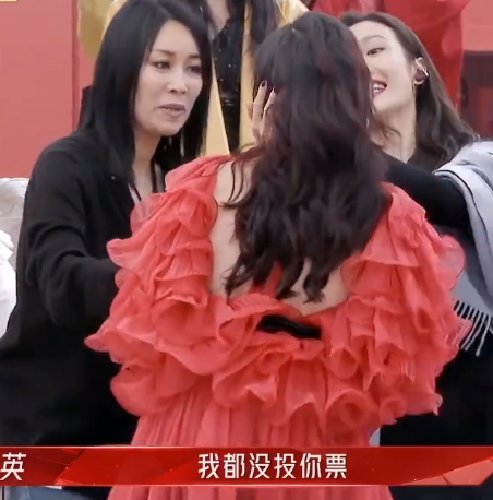 张柏芝上节目唱跳频频失准，王菲好友直接开撕