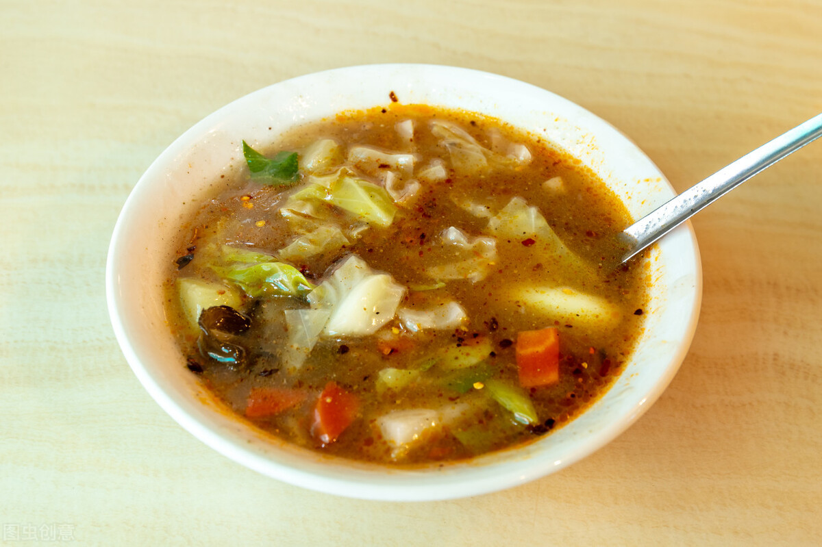 黑胡椒和白胡椒有何区别？才知道区别这么大，用错还会毁掉一锅菜