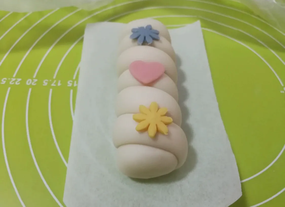毛毛虫馒头,哪个孩子能不爱? 美食做法 第11张 毛毛虫馒头,哪个孩子能不爱? 美食做法 第11张