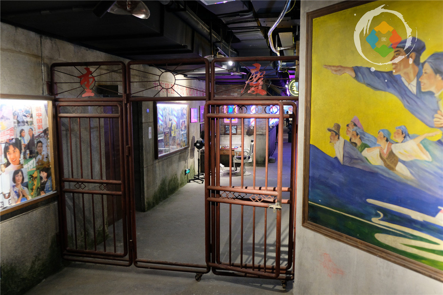 洪崖洞收费区域开放，29元回到80年代的重庆，你会去打卡吗？