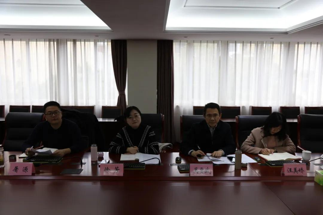 省检察院副检察长李卫东来芜参加长江增殖放流活动