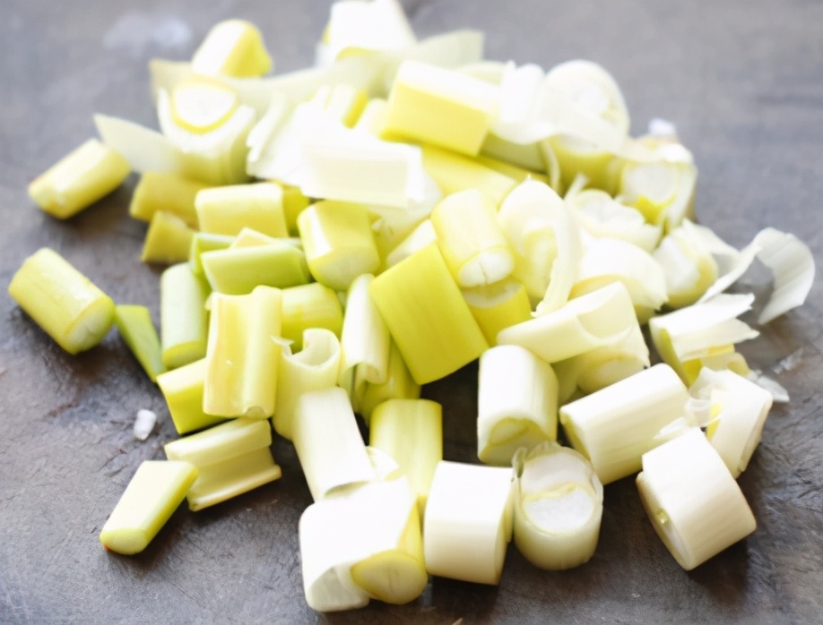 When flesh of the braise in soy sauce that stew, fry candy color or use sauce? Learn right way, sauce of thick oily bare is fat and not be bored with