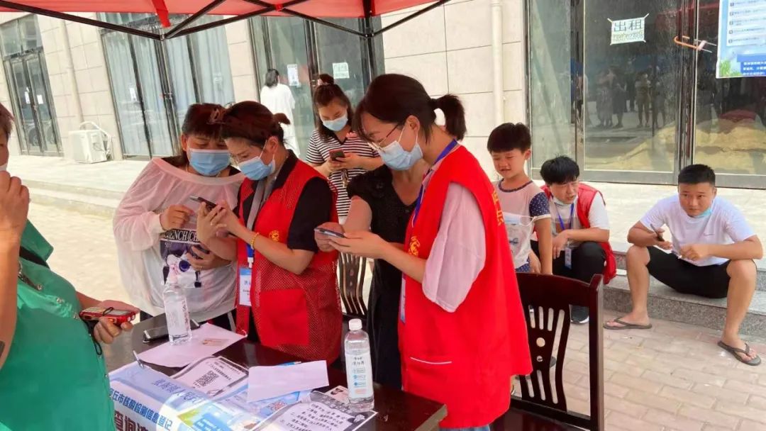 「商职抗疫故事汇」致敬没有硝烟战场上的“急先锋”